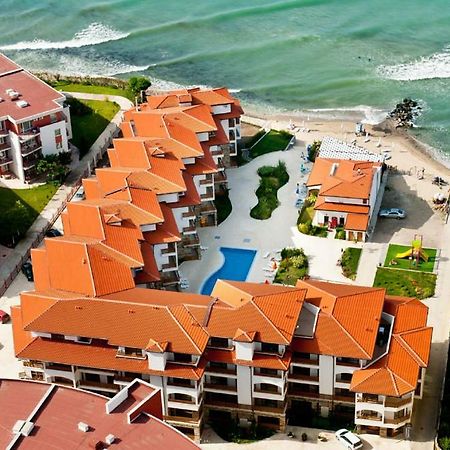 Апартаменты Apartamens For Rent At The Beach Bulgaria Свети-Влас Экстерьер фото